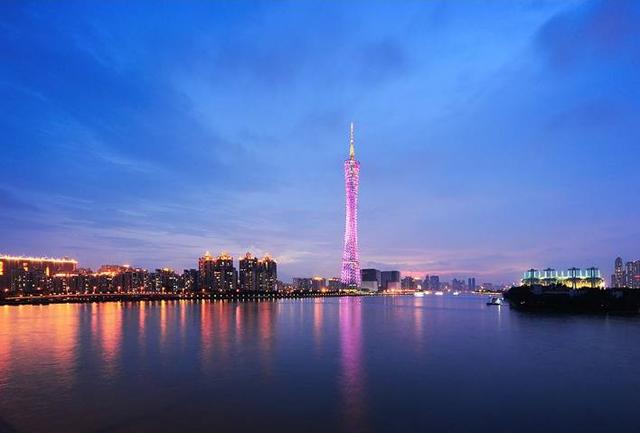 广东暖阳下的温馨时光