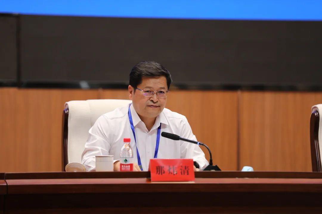 乌海，西部变迁的生动画卷